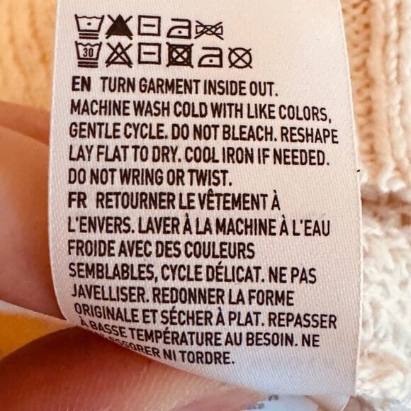 American Eagle Women's M Light Beige V-Neck Pullover Sweater Casual NWT - Picture 6 of 7